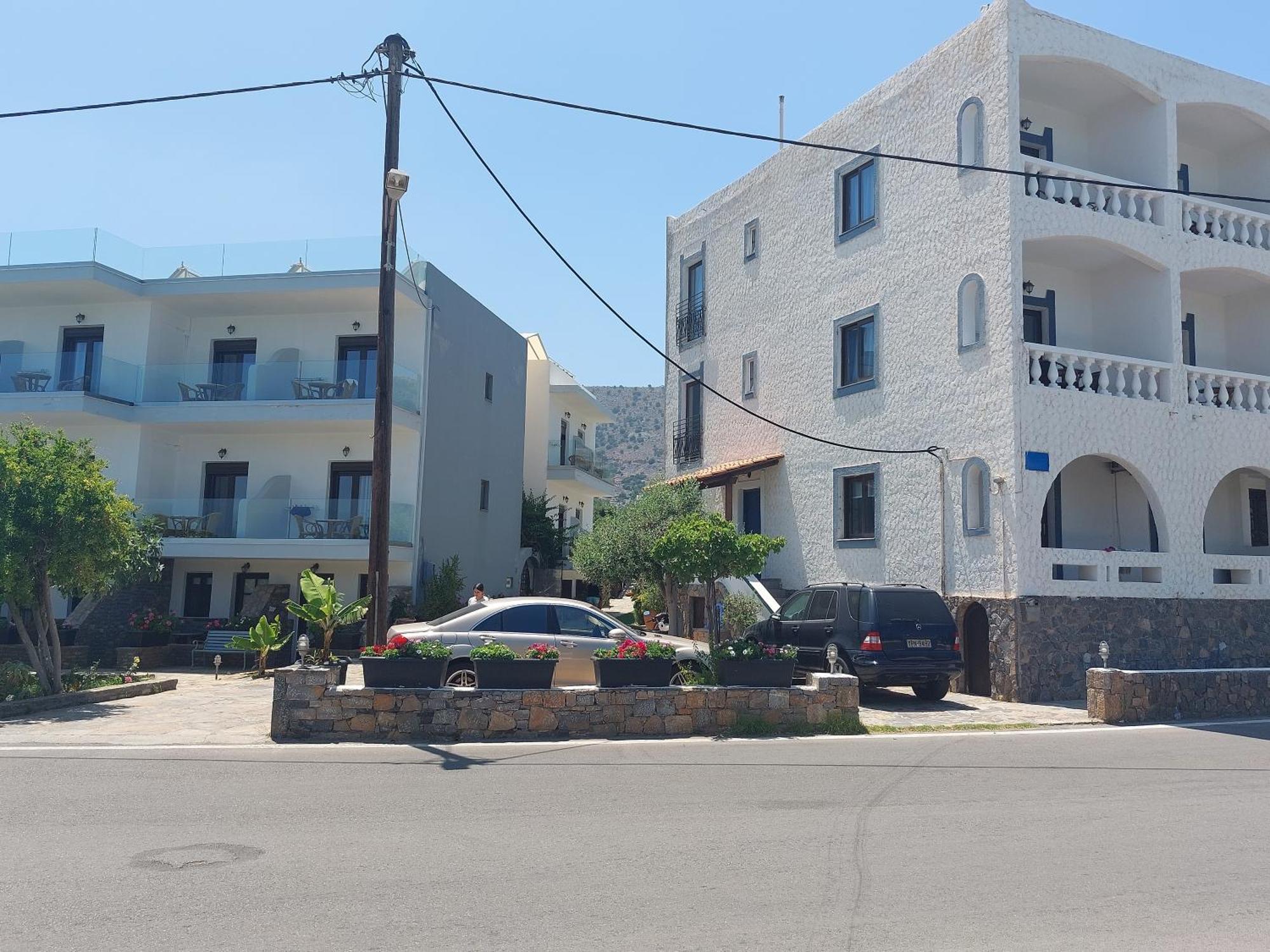 אלונדה Corali Studios & Portobello Apartments מראה חיצוני תמונה