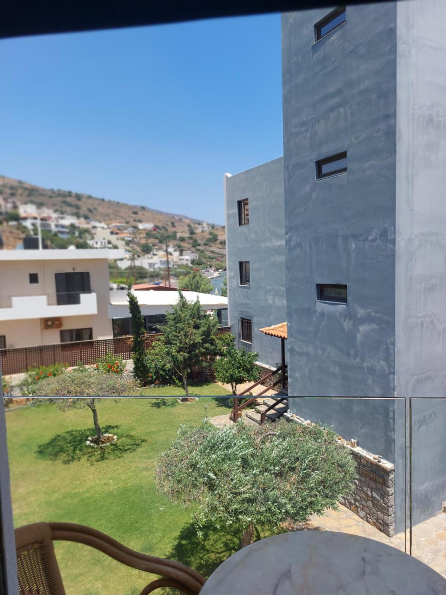 אלונדה Corali Studios & Portobello Apartments מראה חיצוני תמונה